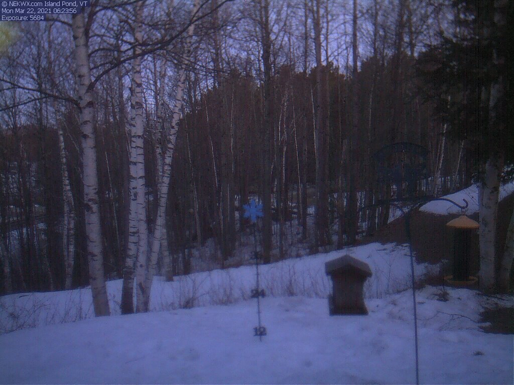 Island Pond, VT Weather & Webcam NEK | Live web cam and weather station in Island Pond VT1024 x 768